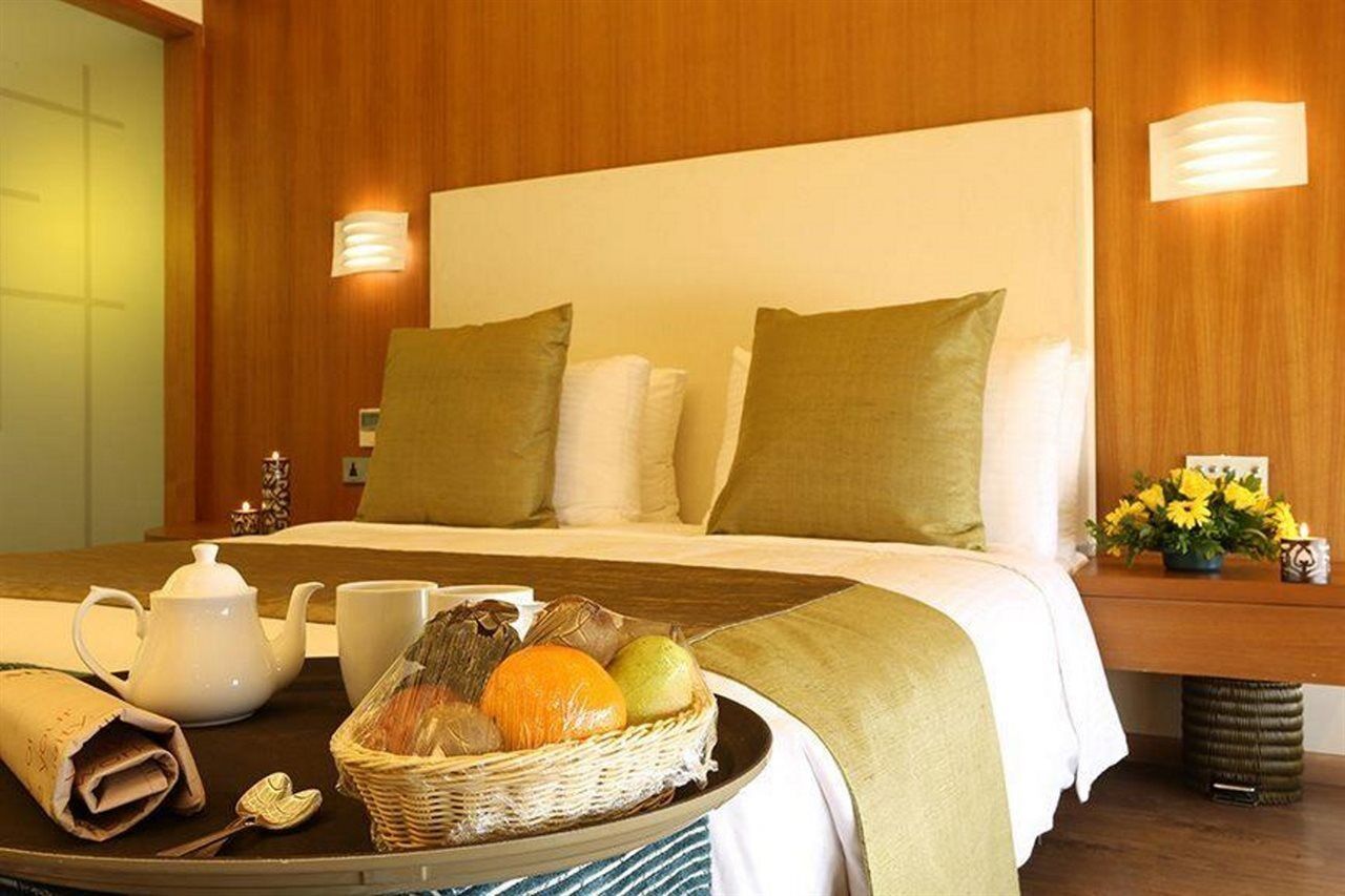 The Gold Beach Resort Daman Luaran gambar
