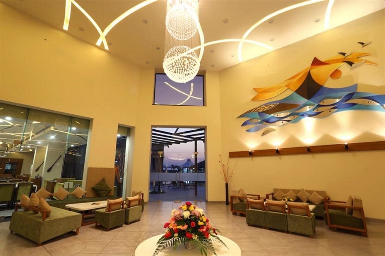 The Gold Beach Resort Daman Luaran gambar