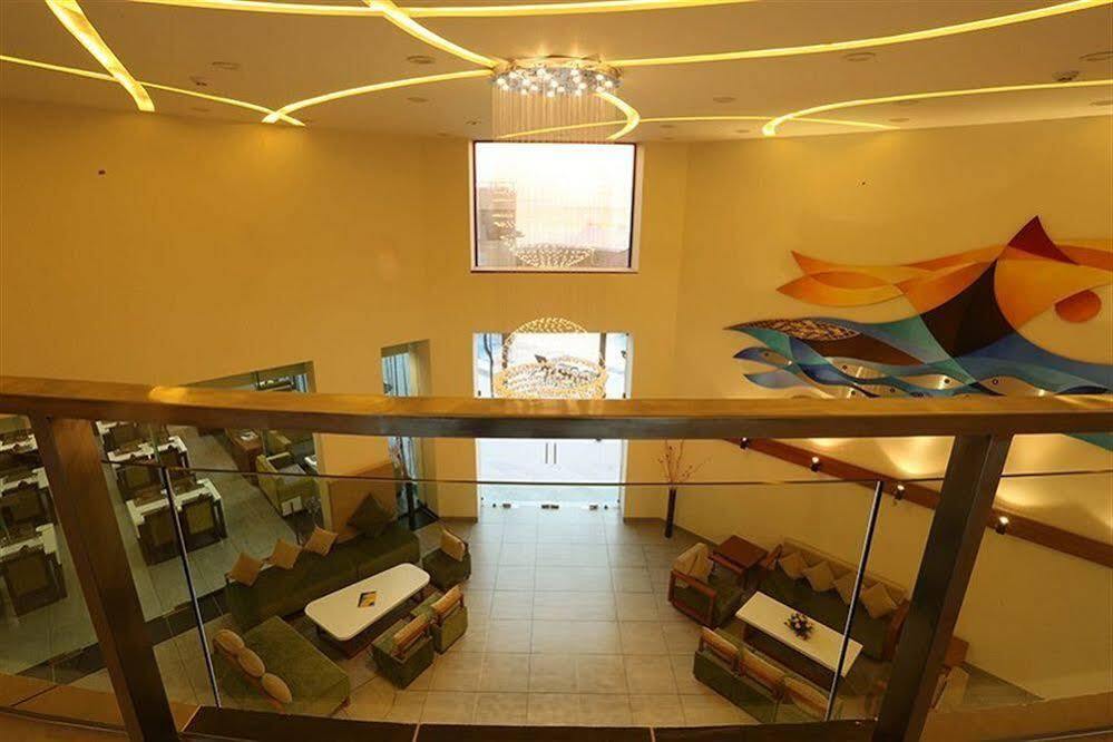 The Gold Beach Resort Daman Luaran gambar